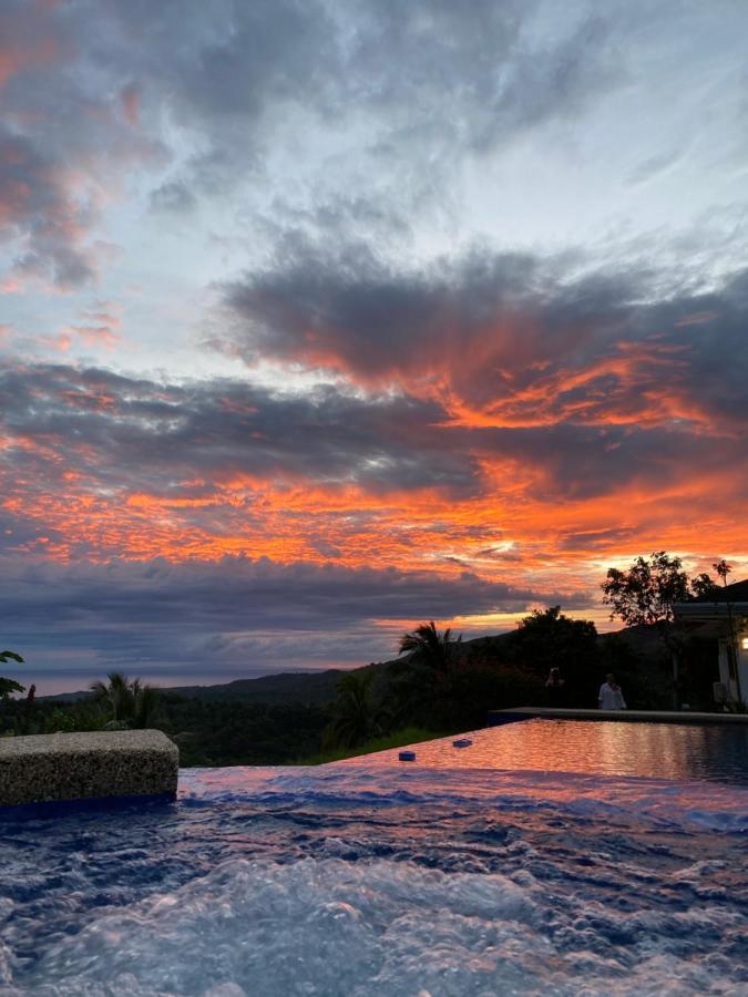 Villa Mountainview Guesthouse Димиао Экстерьер фото